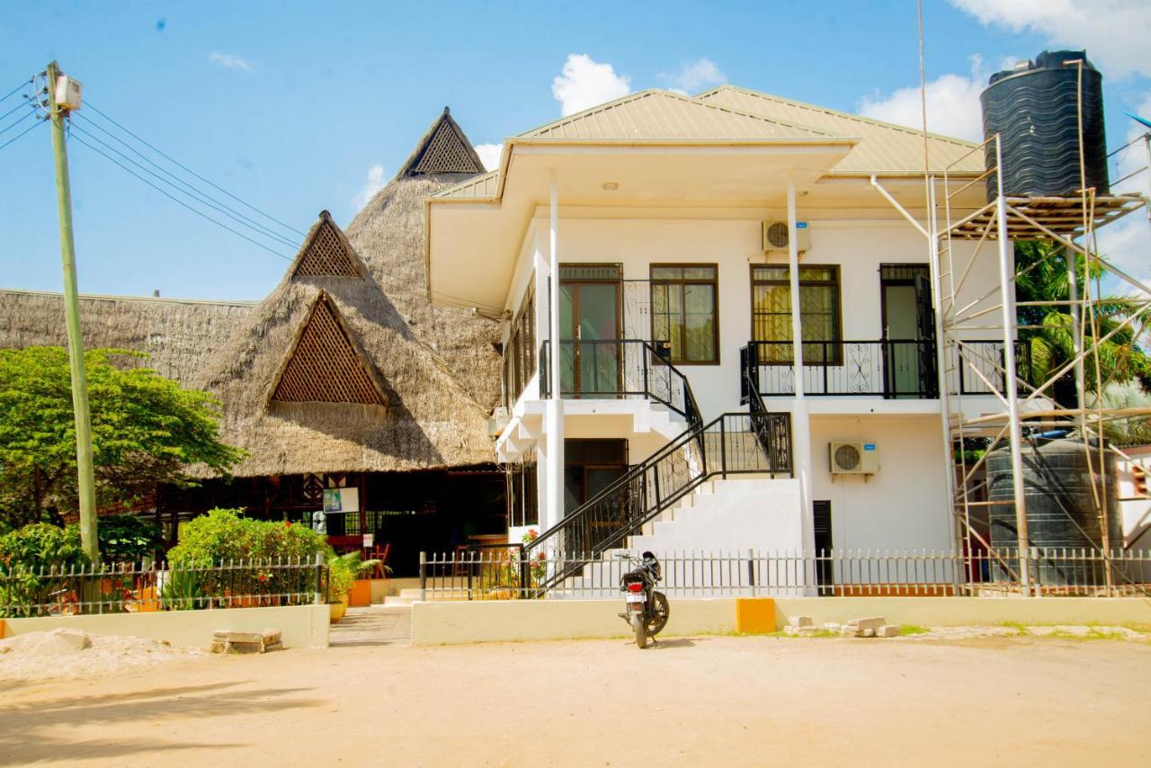 Flamingo Hotel Kinyerezi Dar es Salaam Extérieur photo