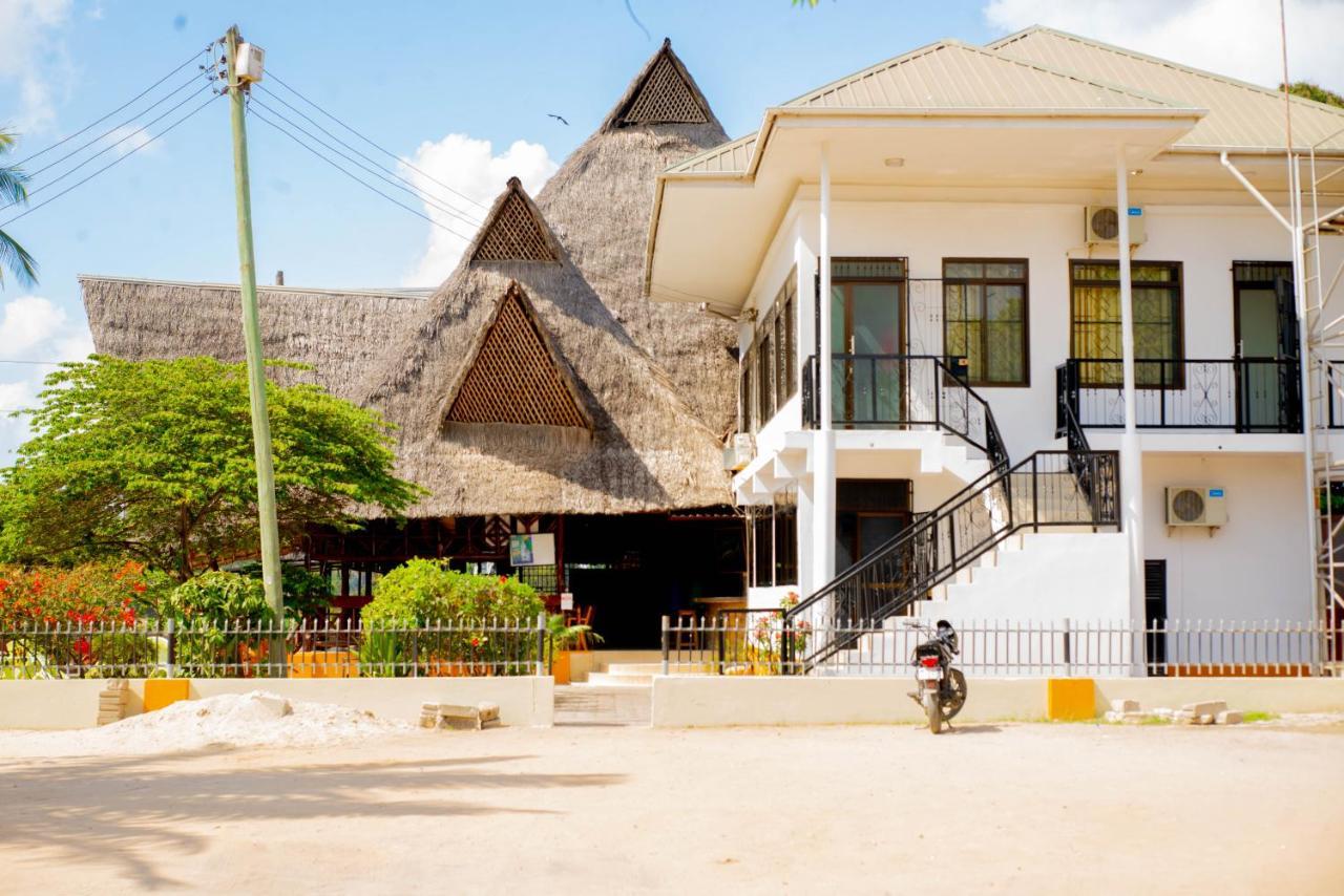 Flamingo Hotel Kinyerezi Dar es Salaam Extérieur photo